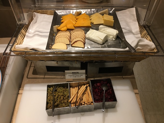 ホテル ロイヤルニッコー台北 朝食 チーズ